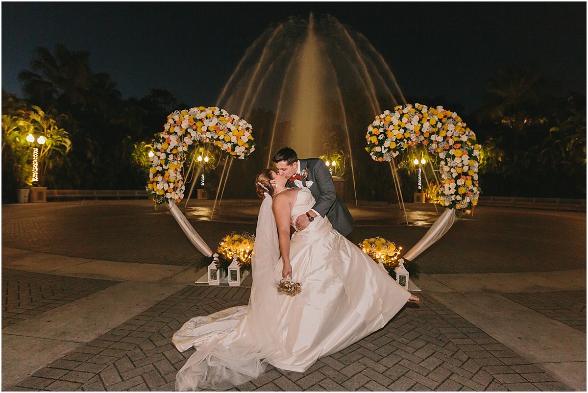 Palm Beach Zoo Wedding_Robert Madrid Photography and Krystal Zaskey Photography