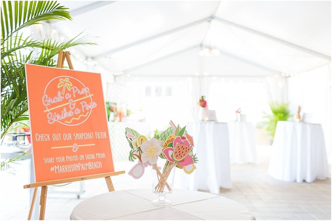 Pink and Green Tropical Wedding | Marriott Singer Island, Palm Beach, FL| Married in Palm Beach | www.marriedinpalmbeach.com | Kristin Seitz Photography