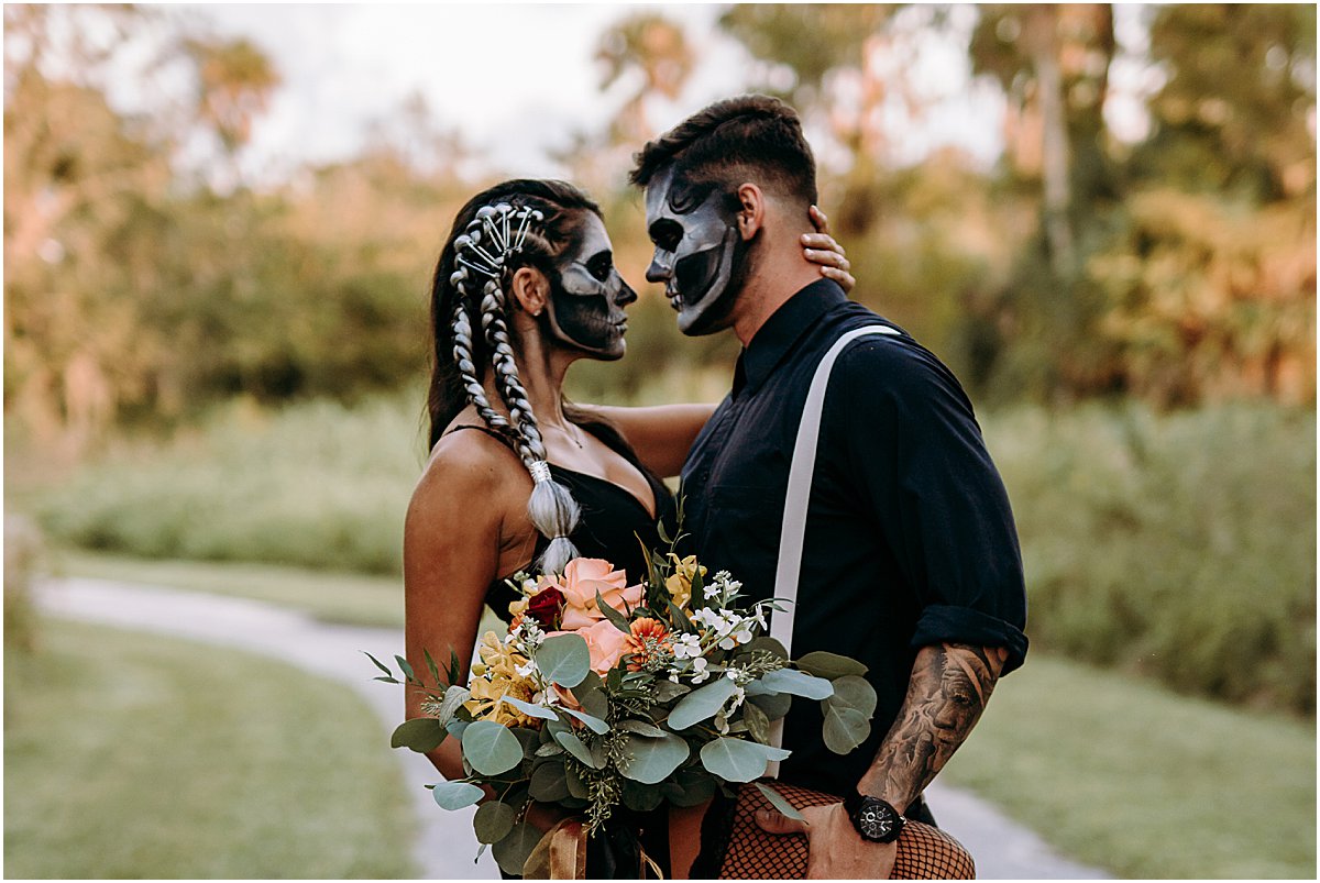 Halloween Wedding Ideas | Palm Beach, FL | Married in Palm Beach | www.marriedinpalmbeach.com | Samantha Farmer Photography