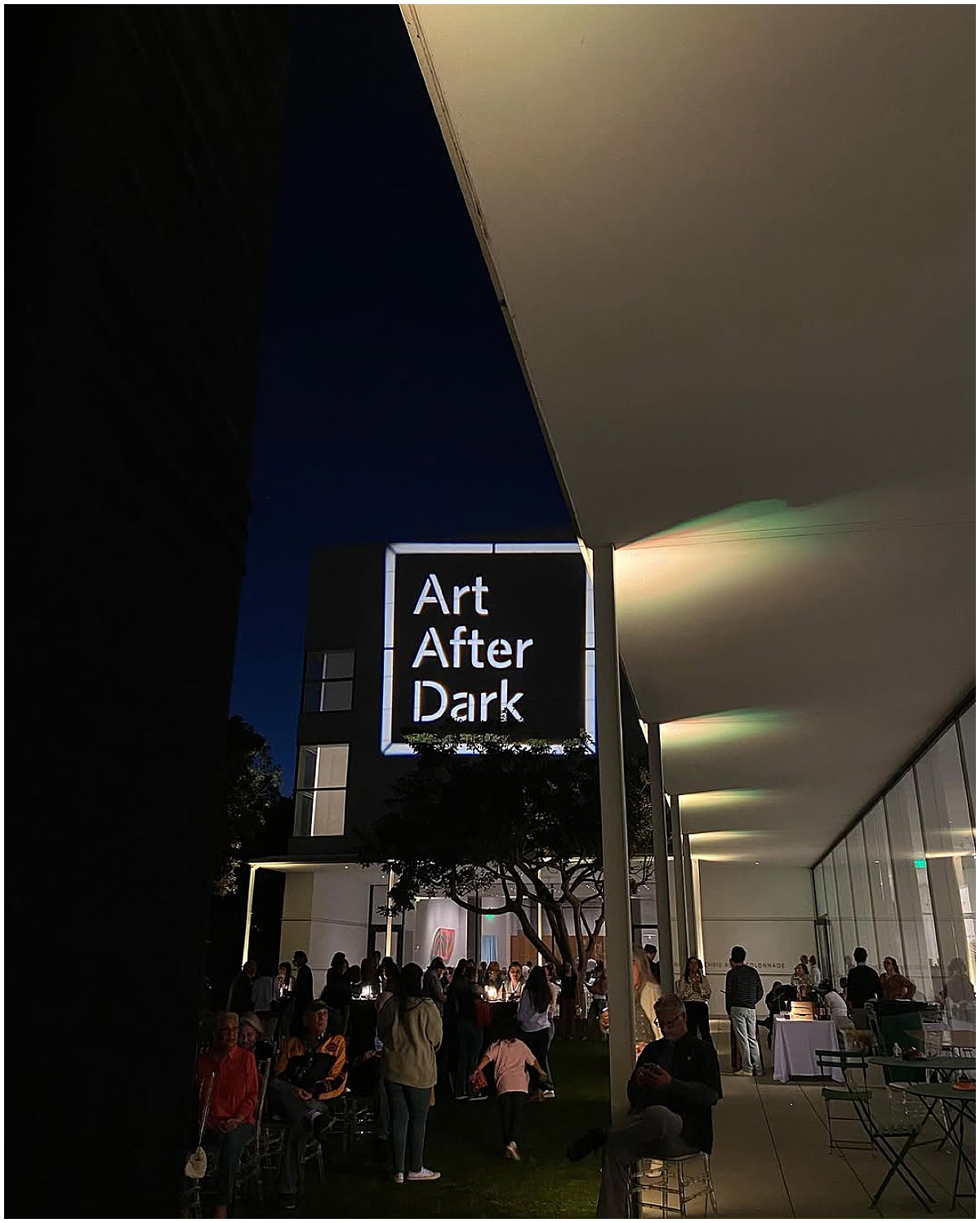 Bachelorette Party Ideas | West Palm Beach, FL | Married in Palm Beach | www.marriedinpalmbeach.com | Art After Dark at Norton Museum of Art