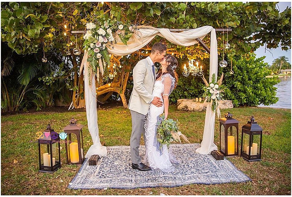 Backyard Wedding Tips | Palm Beach, FL | Married in Palm Beach | www.marriedinpalmbeach.com | Krystal Zaskey Photography