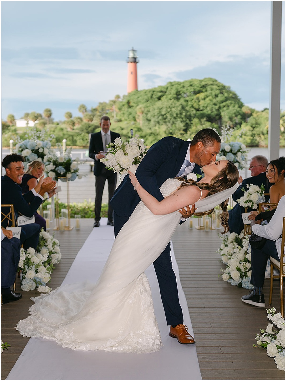 Getting Married | West Palm Beach, FL | Married in Palm Beach | www.marriedinpalmbeach.com | Samantha Farmer Photography