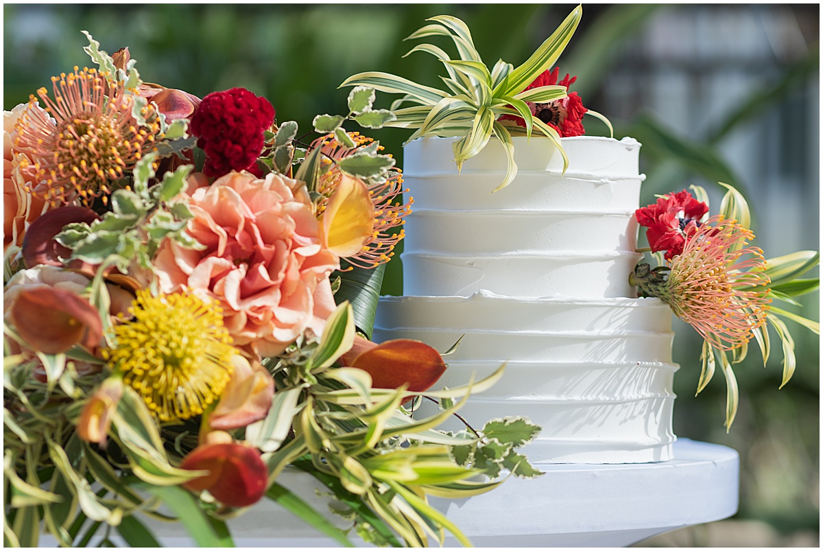 90s Inspired Wedding Details | Marriott Singer Island | West Palm Beach, FL | Married in Palm Beach | www.marriedinpalmbeach.com | Organic Moments Photography